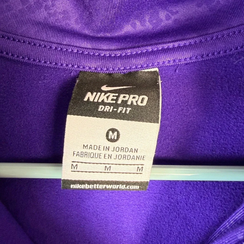 Nike Pro Dri-FIT Womens Purple Snakeskin Quarter Zip Pullover Thumbholes‎ Medium